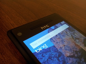 Arvostelussa HTC:n lippulaiva Windows Phone 8X