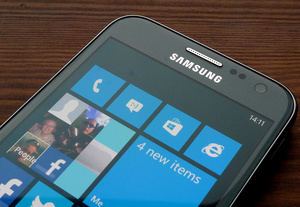 Arvostelussa Samsung Ativ S: Tuttu laite uusilla tempuilla