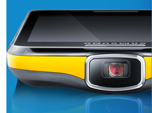 Pikatestiss� Samsung Galaxy Beam - �lypuhelin pikoprojektorilla
