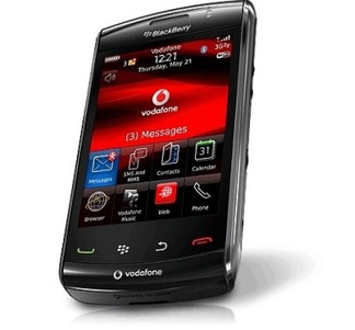RIM BlackBerry myrsky�� nyt toisen polven kosketusmallilla