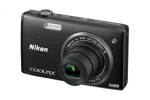 Nikon Coolpix S5200