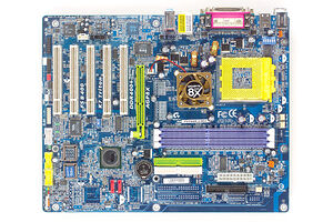 Gigabyte GA-7VT600 1394