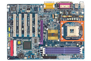 Gigabyte GA-8PE800